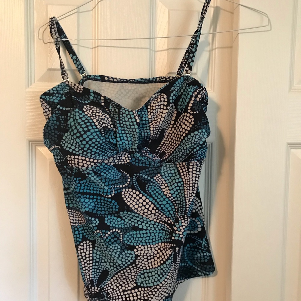Shades of blue and white tankini top